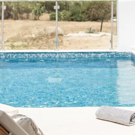 Aeron Villas And Suites Naxos Αγία Άννα Εξωτερικό φωτογραφία